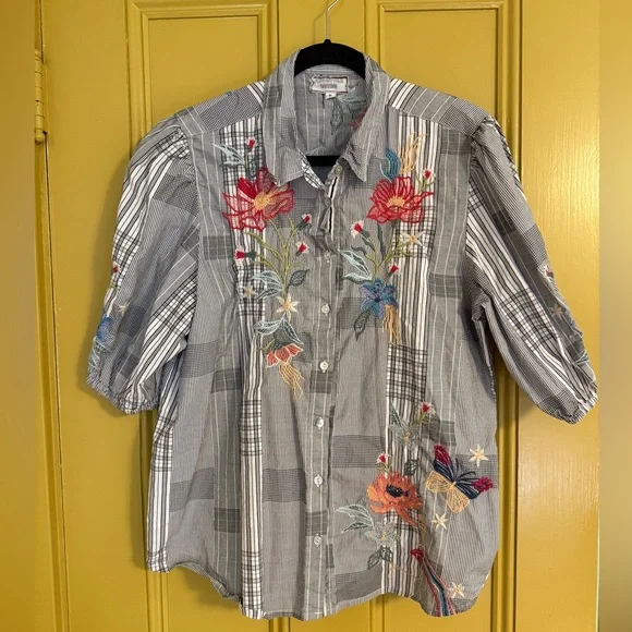 Johnny Was Embroidered Shirt - Picture 1 of 2